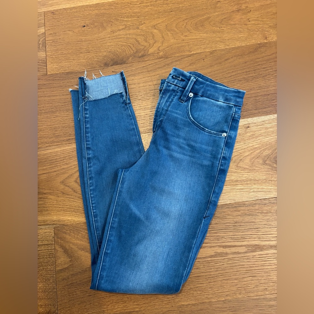 Good American Indigo Blue Jeans